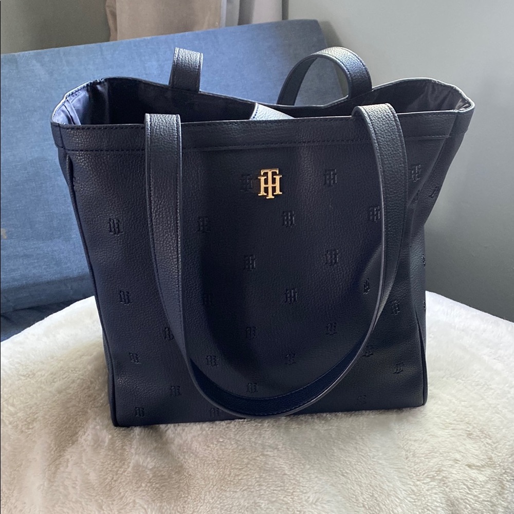 Tommy Hilfiger Blue Tote Bag with Structured Design